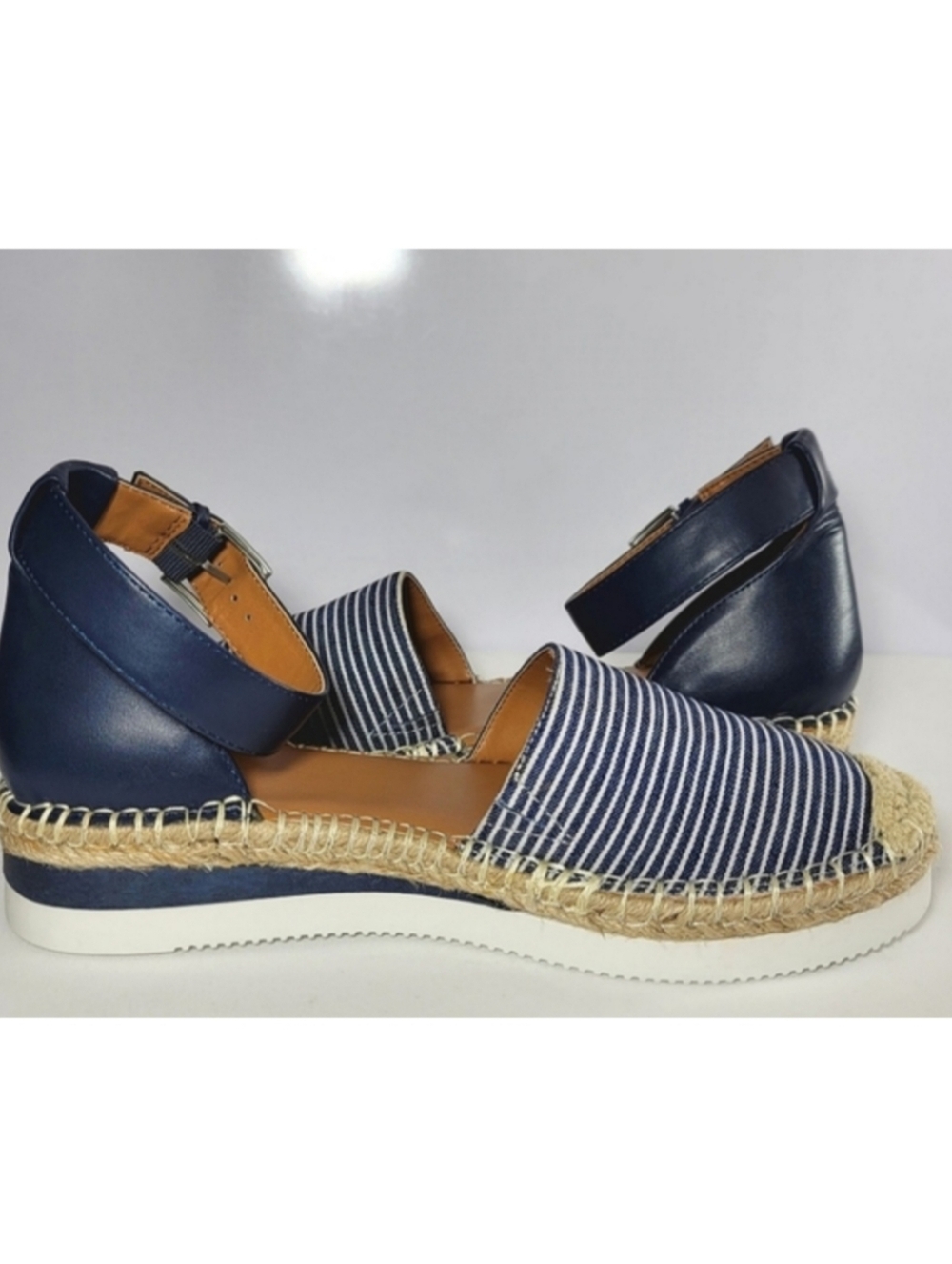 ANA Cindy Women's Size 9M Ankle strap flat Sandals.